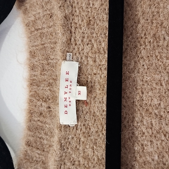 Demylee Cardigan - Picture 2 of 10